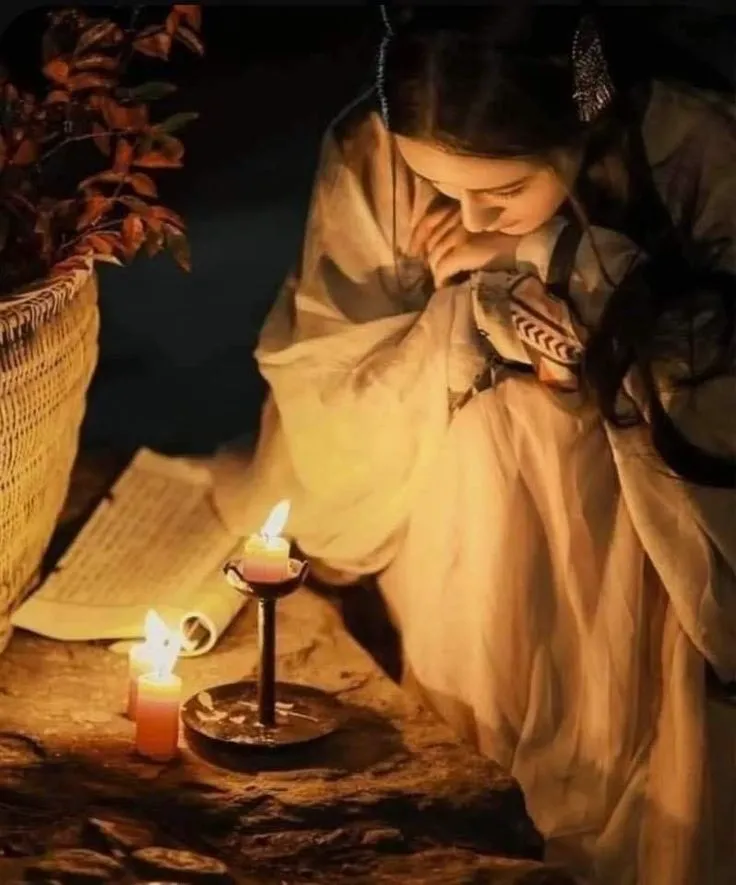 Alone Sad Girl Dp For Facebook