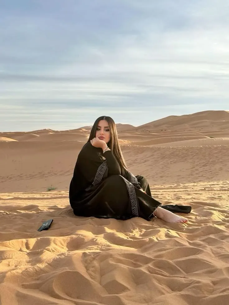 Alone Sad Girl Dp For Facebook