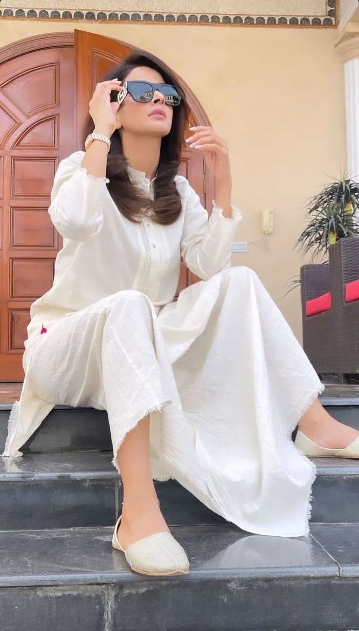 Attitude Whatsapp Dp For Girls