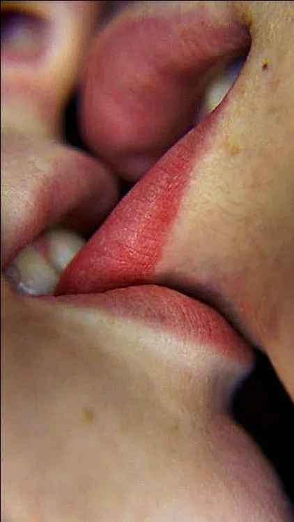 Kiss Images For Love Lips